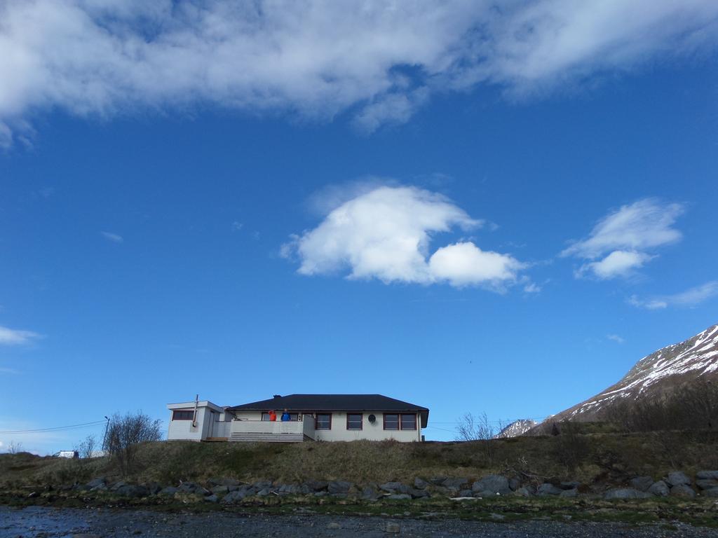 Вилла Lyngen Fjordcamp Nord-Lenangen Экстерьер фото