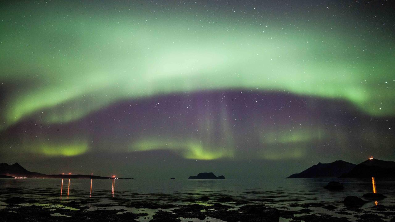 Вилла Lyngen Fjordcamp Nord-Lenangen Экстерьер фото